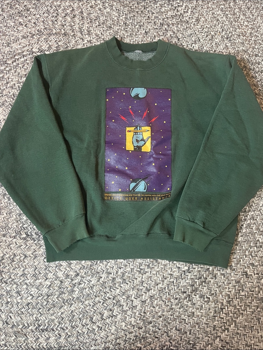 Source Unknown Dark Green Graphic Crewneck Sweater